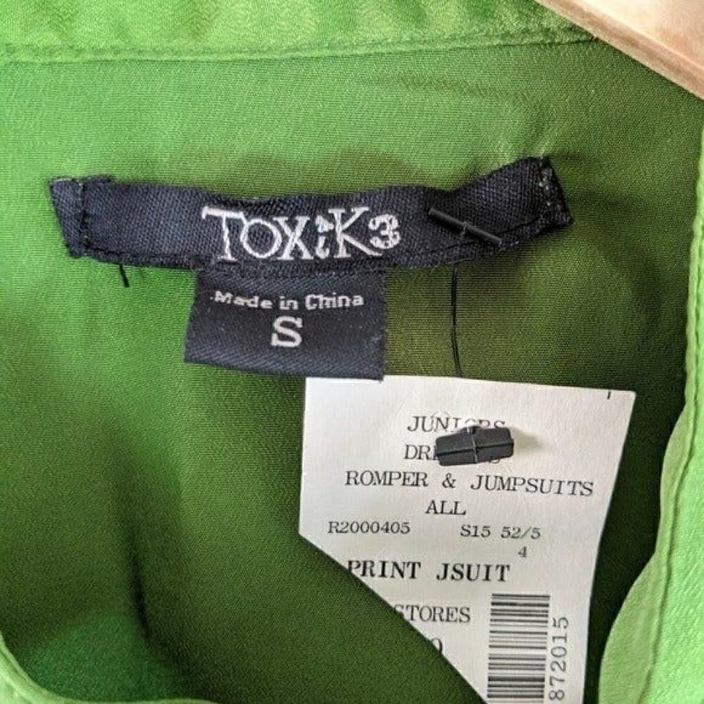 Toxik 3 Green High Rise Button front Cuffed short sleeve Romper Womens small NEW - Picture 4 of 9